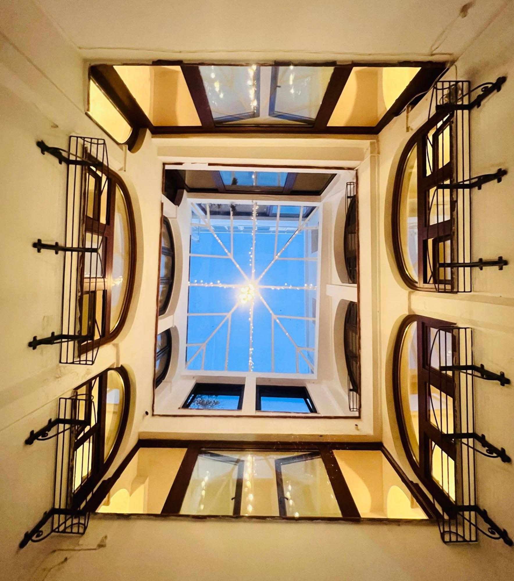 El Beaterio Apartments Тарифа Экстерьер фото