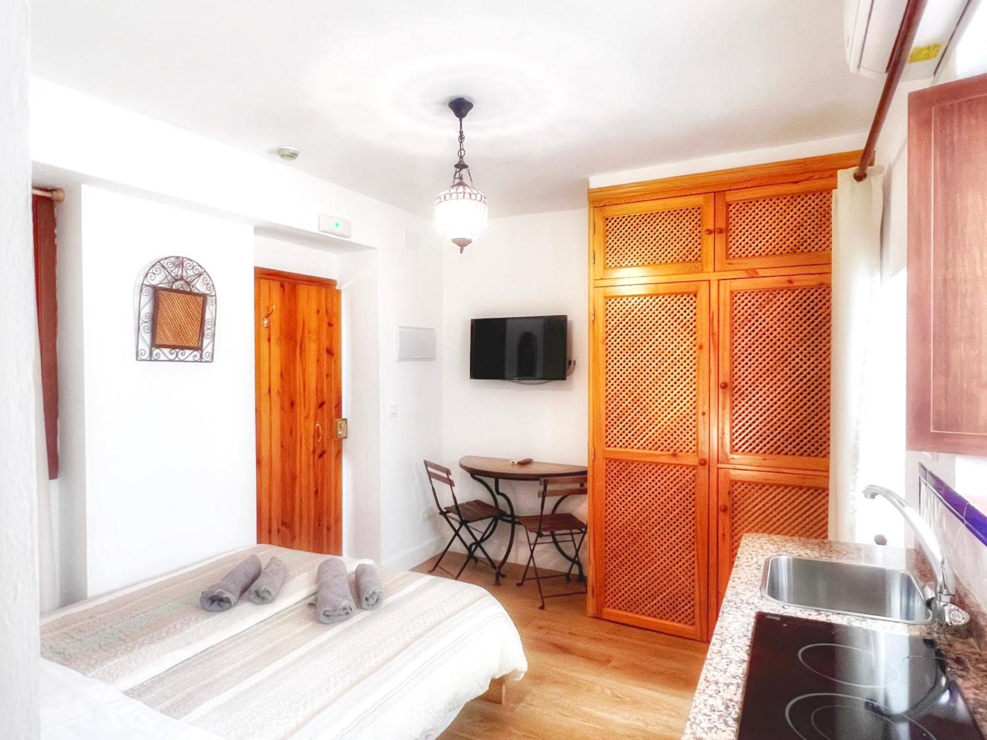 El Beaterio Apartments Тарифа Экстерьер фото