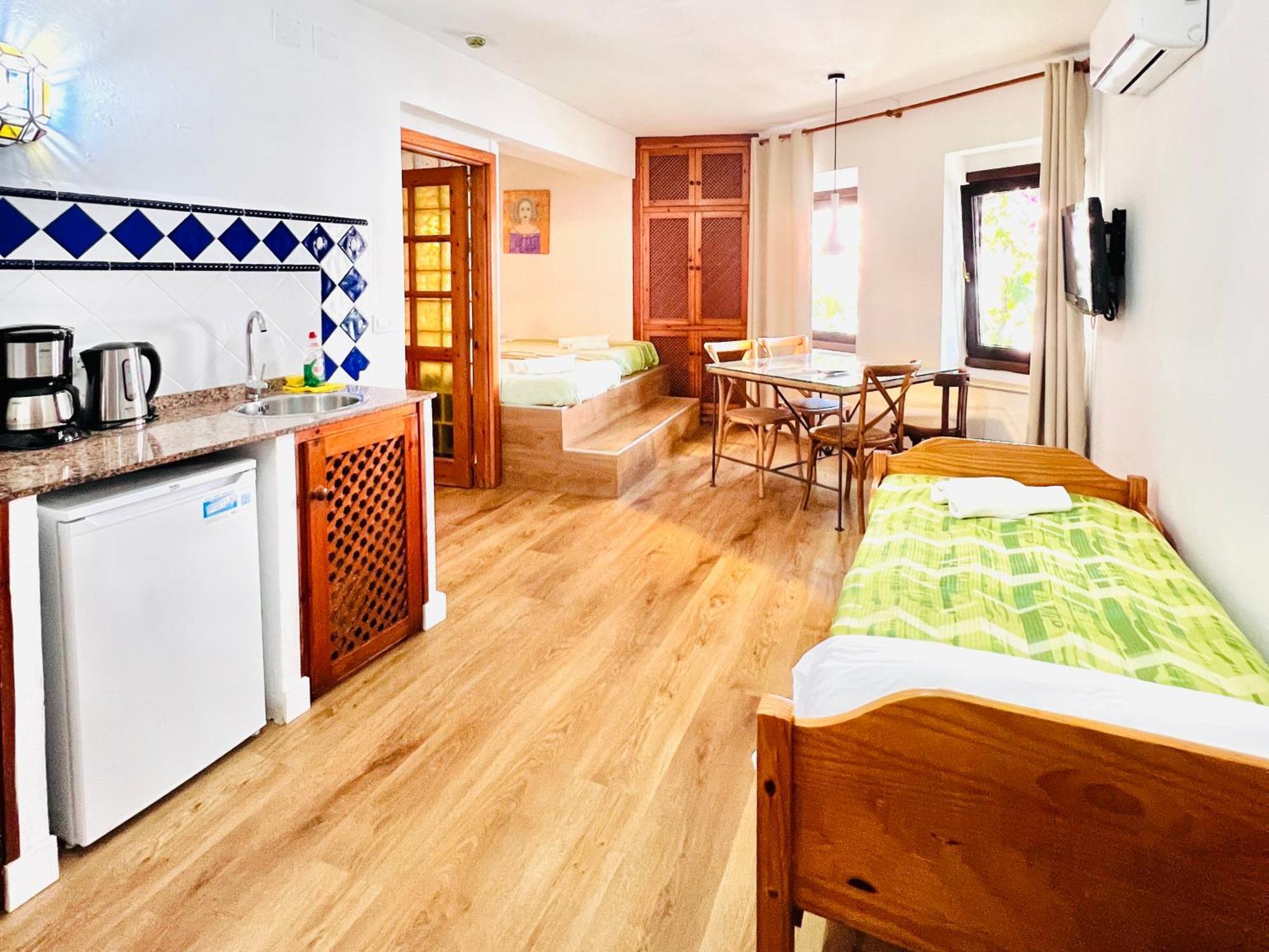 El Beaterio Apartments Тарифа Экстерьер фото